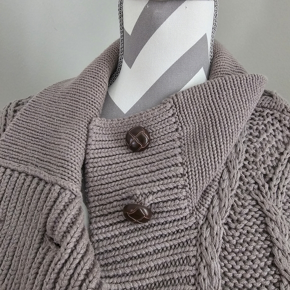 Banana Republic Taupe Cable Knit Cardigan - Picture 3 of 5